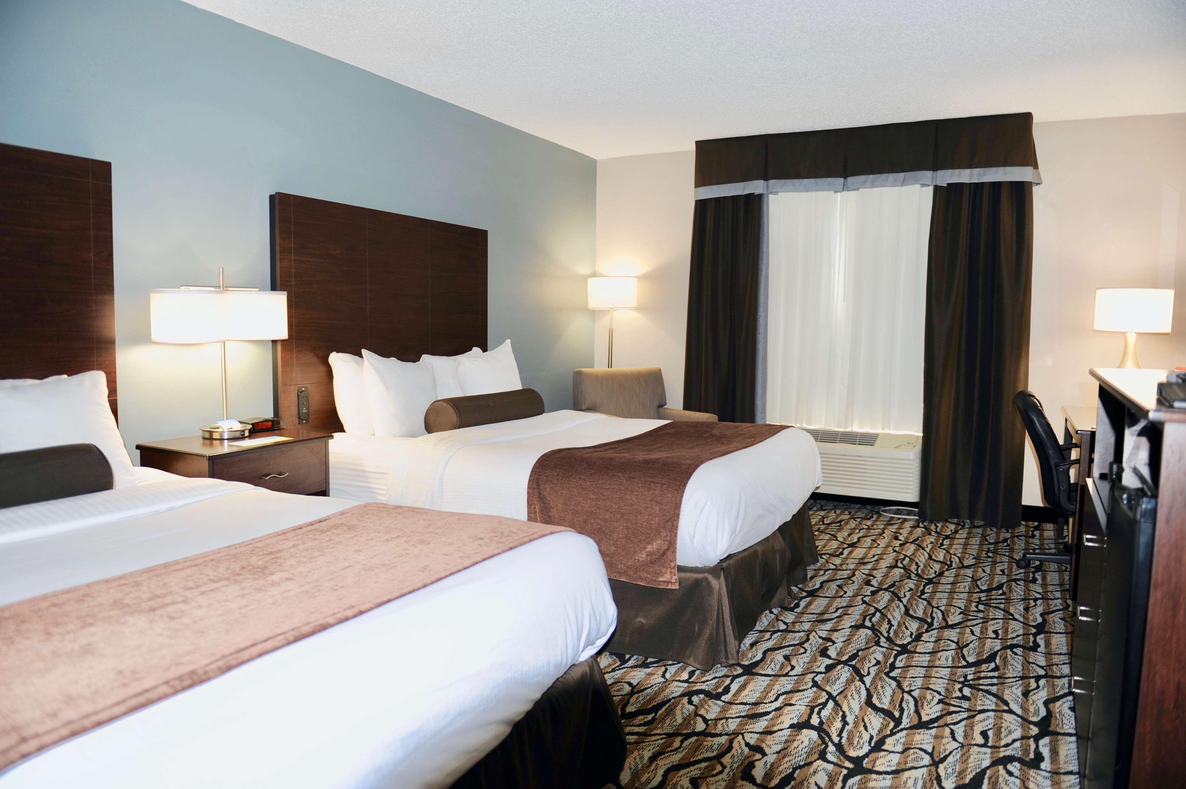 Days Inn & Suites By Wyndham Wausau Zewnętrze zdjęcie